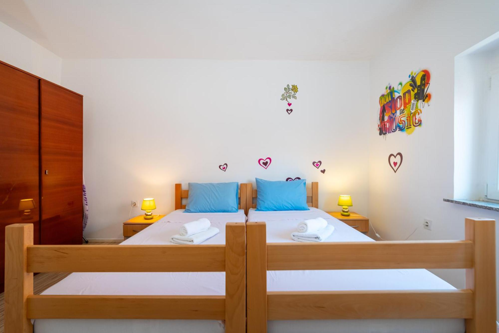Timeless Antique Old Town With Terrace Apartamento Zadar Exterior foto