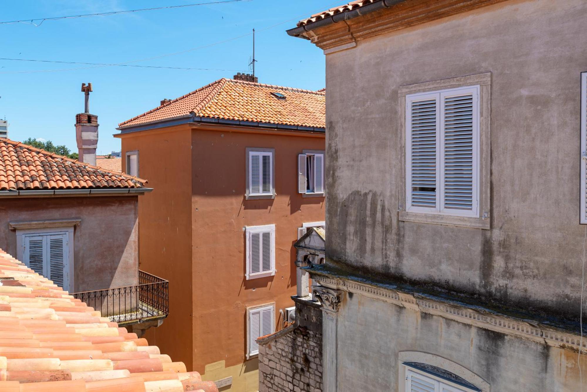 Timeless Antique Old Town With Terrace Apartamento Zadar Exterior foto