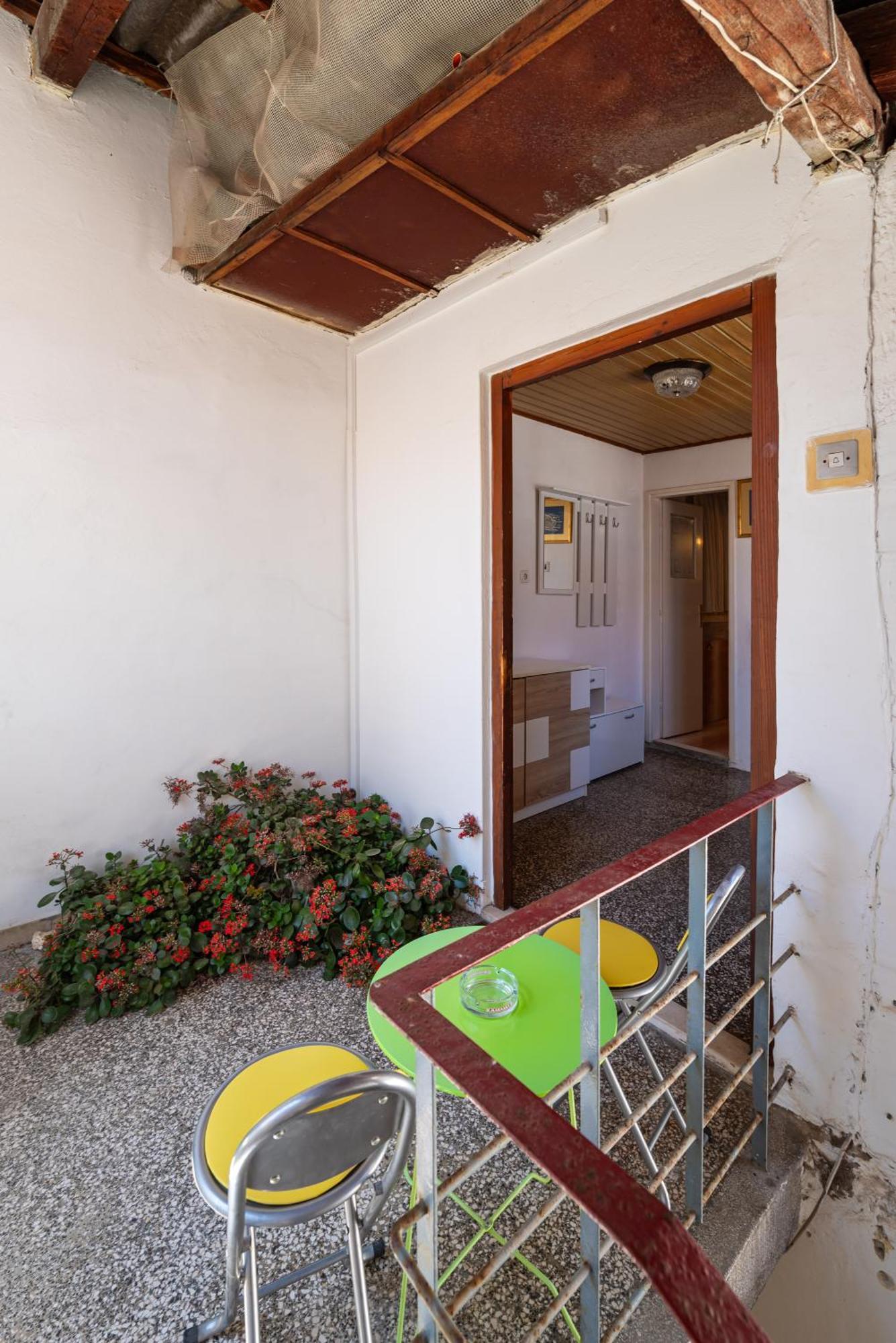 Timeless Antique Old Town With Terrace Apartamento Zadar Exterior foto